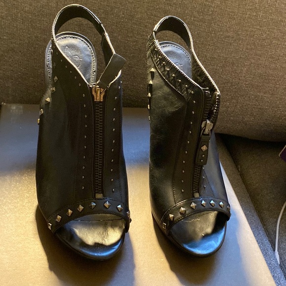b. makowsky Shoes - B Makowsky